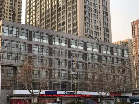 Thursday Hotel ( Shijiazhuang Railway Station Branch)