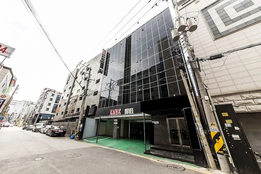 Line Hotel Suwon