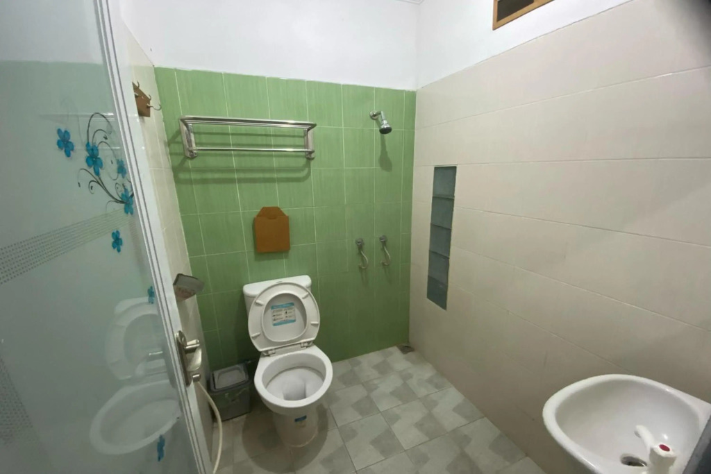 Hotel Lestari Near Lippo Plaza Mall Jember