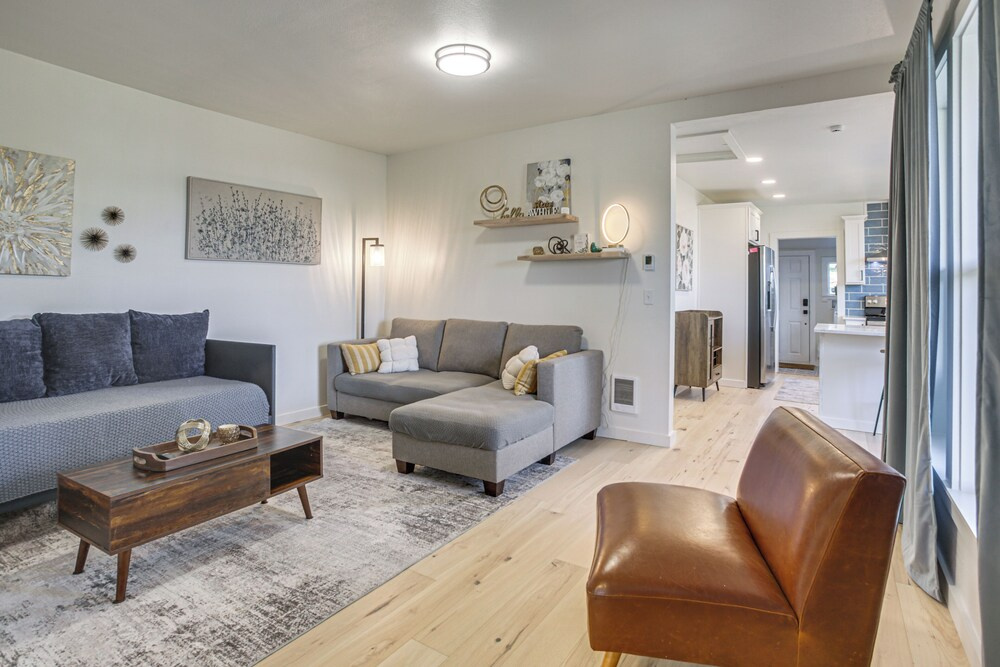 Walk to Shipyard: Bremerton Home w/ Patio