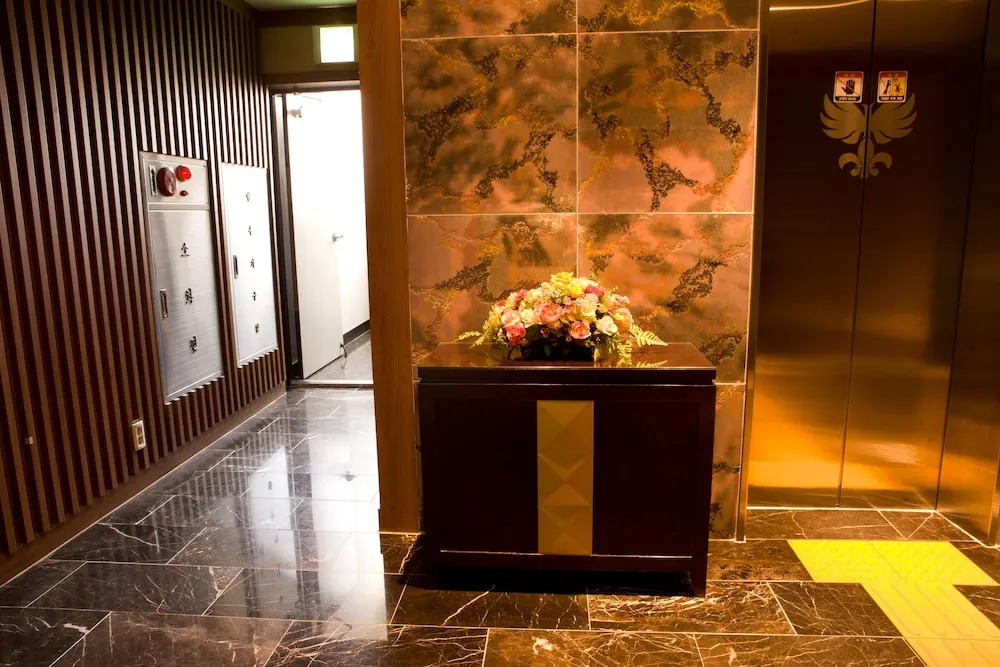 Cheonan B Hotel