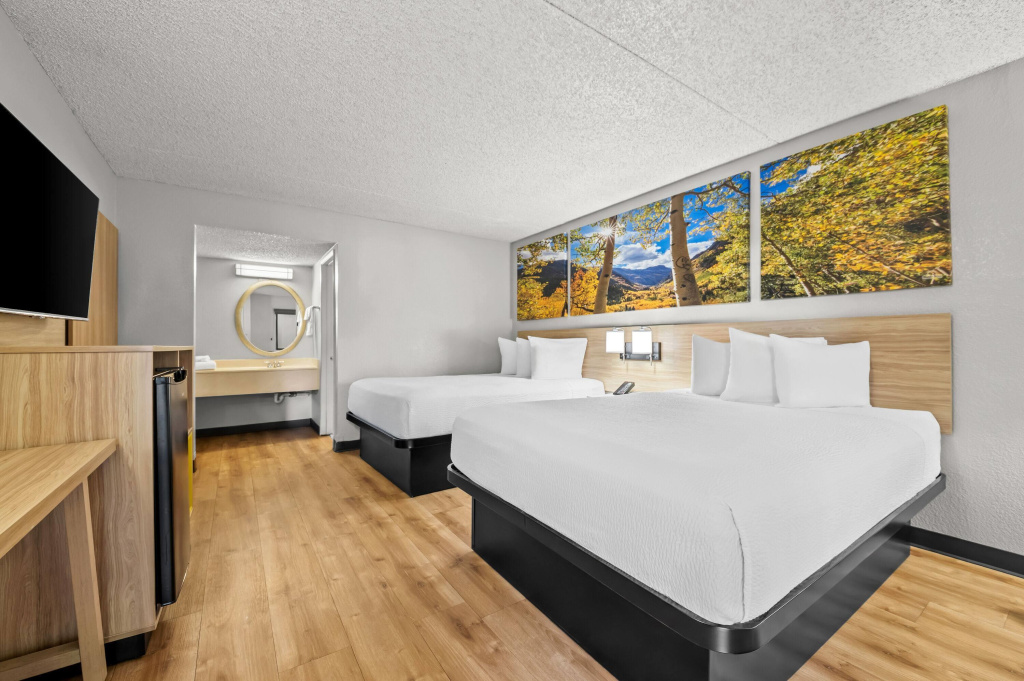 Days Inn by Wyndham Buena Park Anaheim