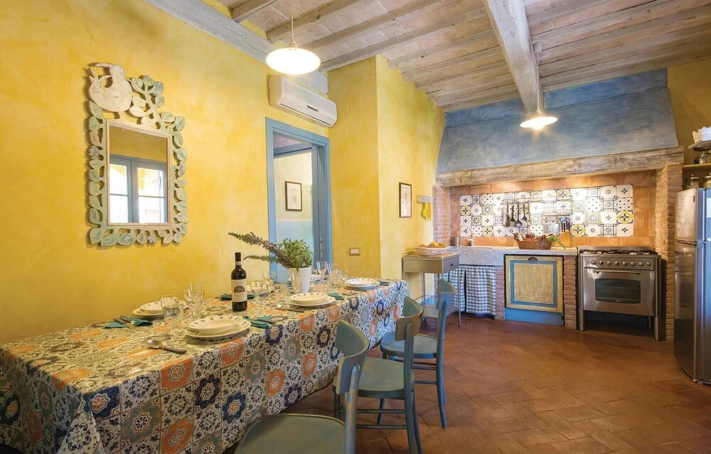 Awesome Home In Buggiano Pt