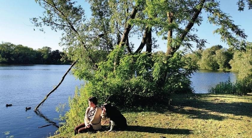 York Lakeside Lodges