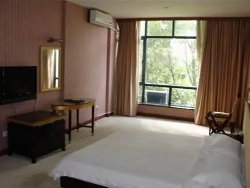 Shanghai Xinjiangnan Hotel