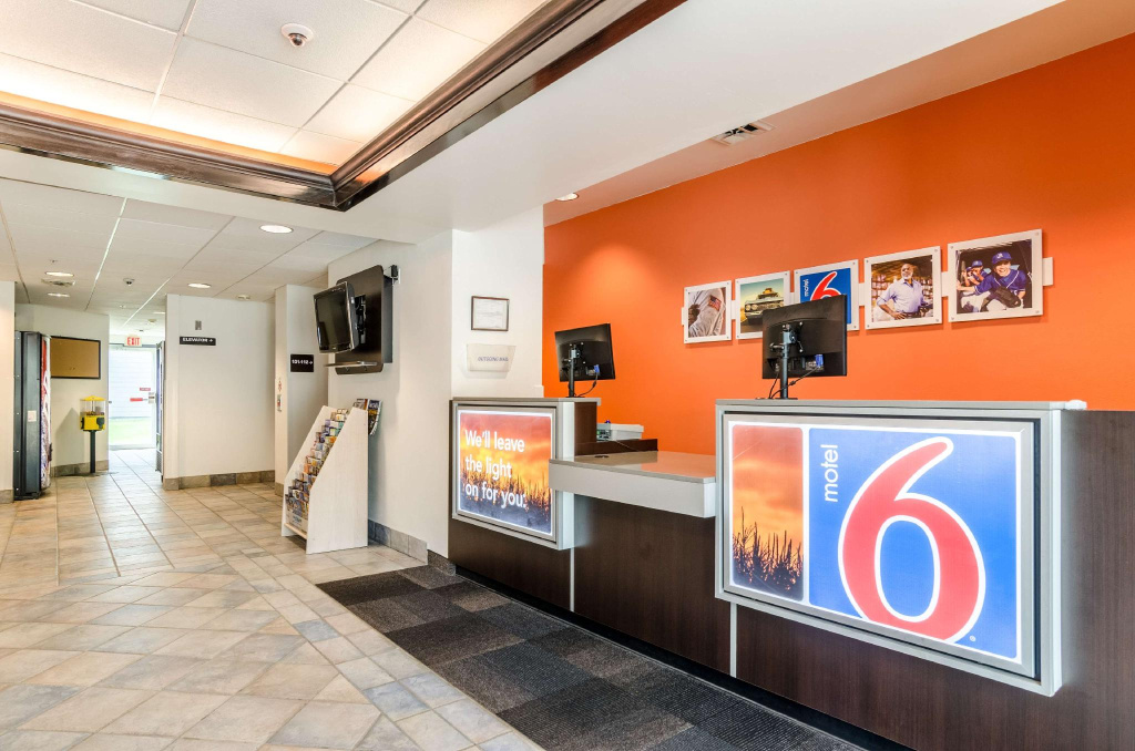 Motel 6-Kearney, NE