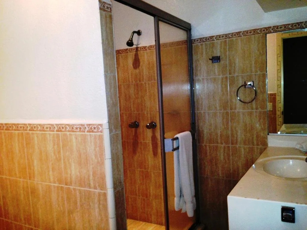 Hotel Azteca Inn