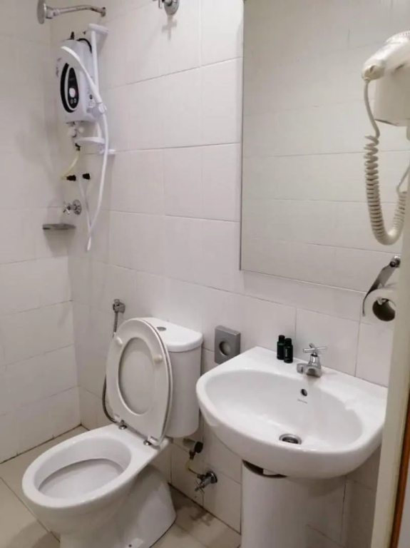 Tropical Hotel Kota Damansara