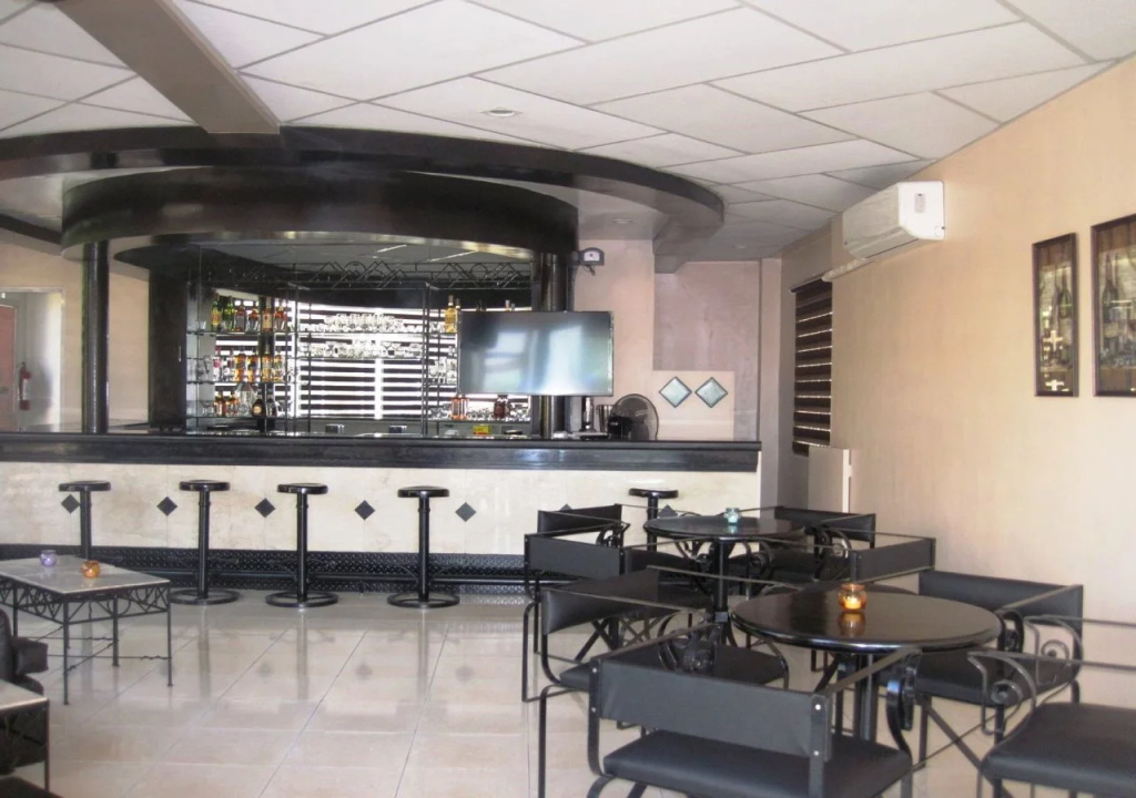 Alicia Hotel & Restaurant