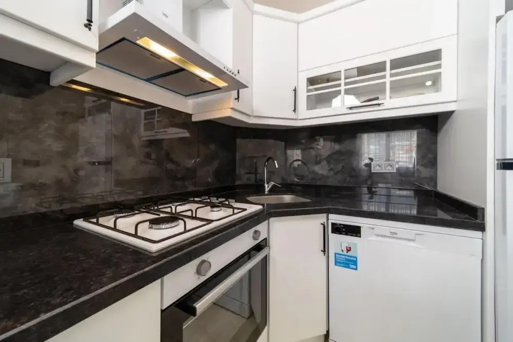 Pleasant Flat Near Beach With Balcony in Alanya