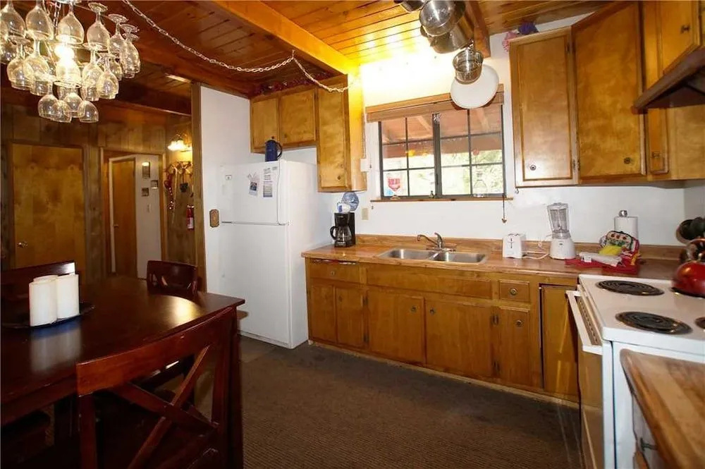 Canyon Cabin
