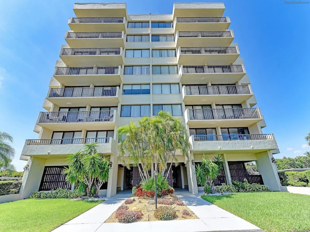 Our House at the Beach W-204 2 Bedrooms 2 Bathrooms Condo