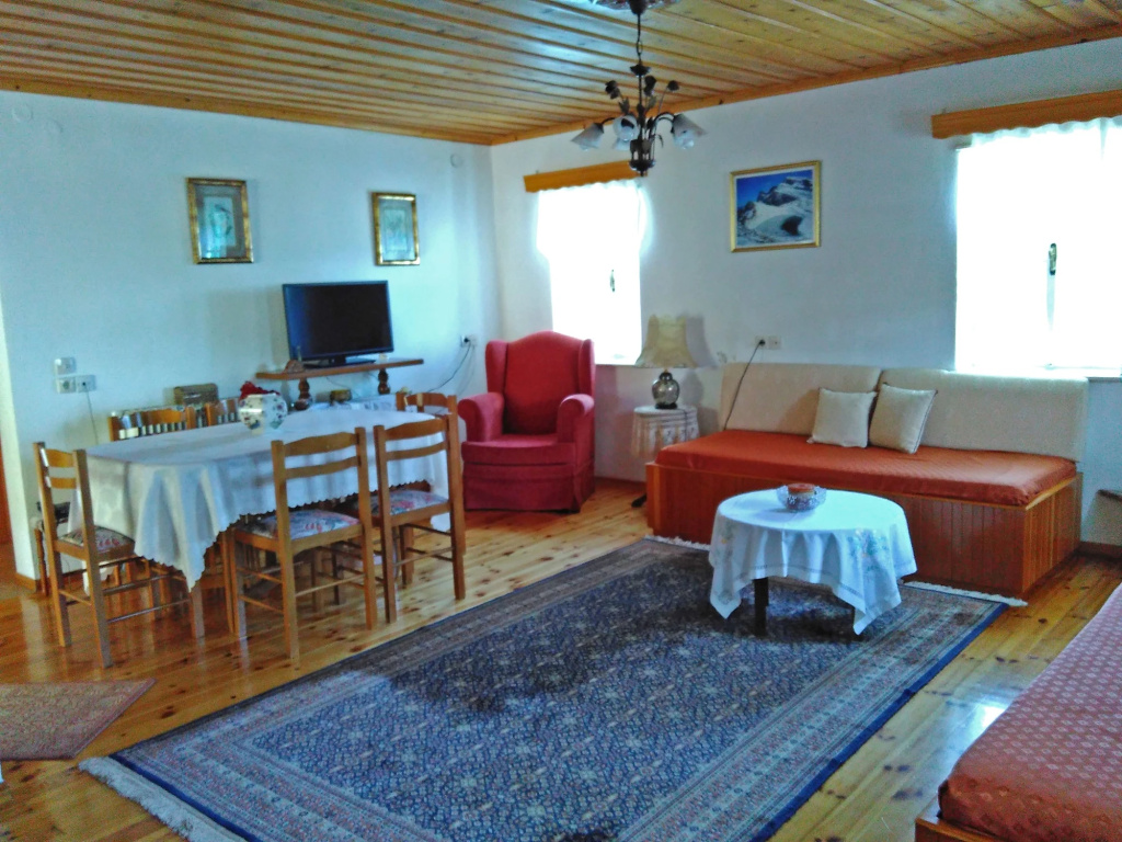 Guesthouse Iro
