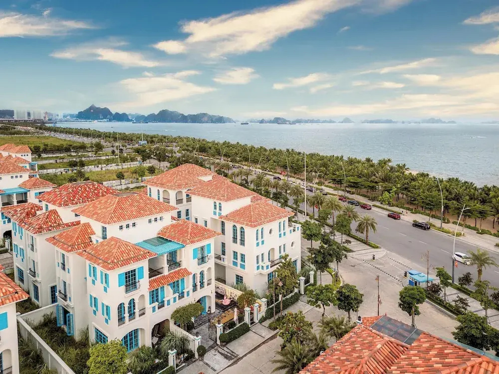 Phoenix Villas Sun Ha Long