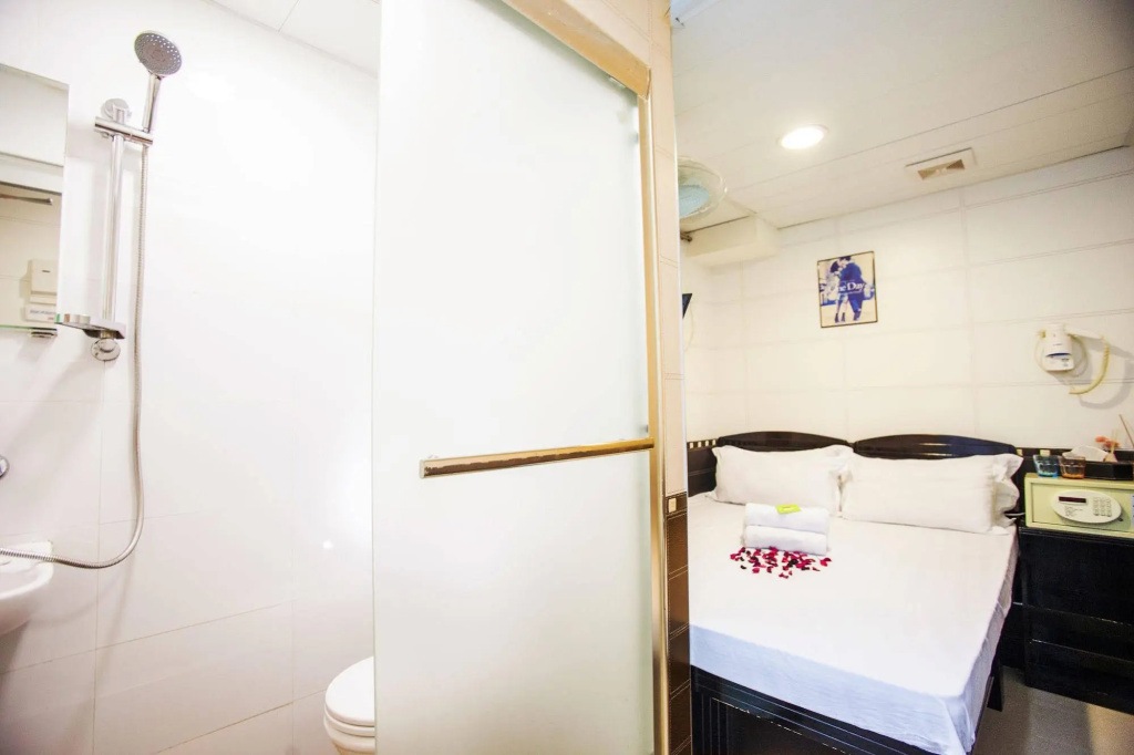 Happy Bee Hostel