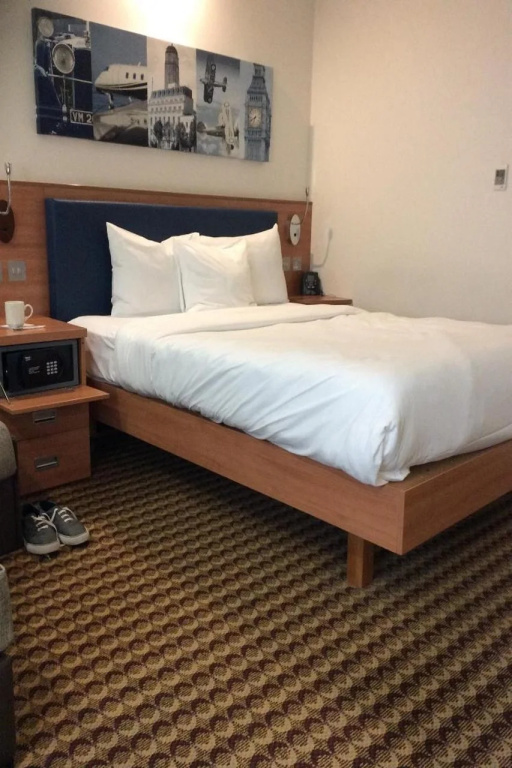 Hampton by Hilton Luton Airport