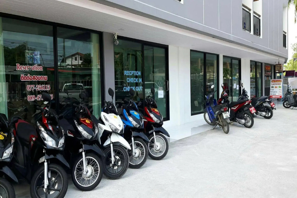 Ruang Thong Residence