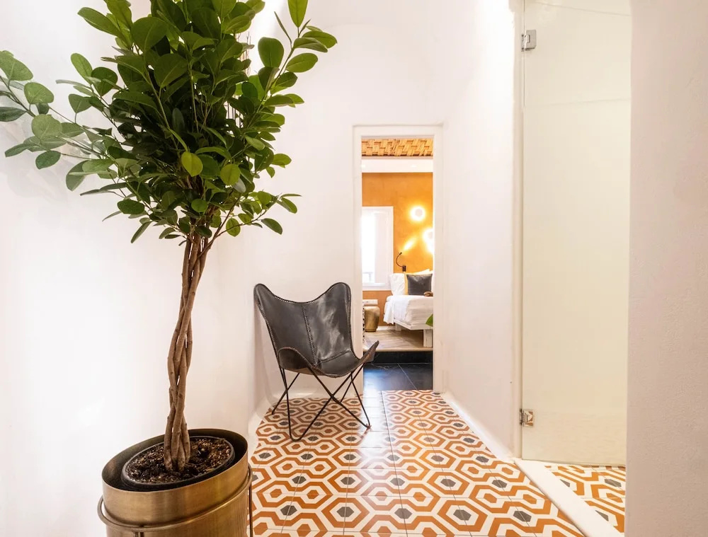 KYMA & HELIOS Deluxe Suites with Hot Tub at AmazeU Suites Naxos