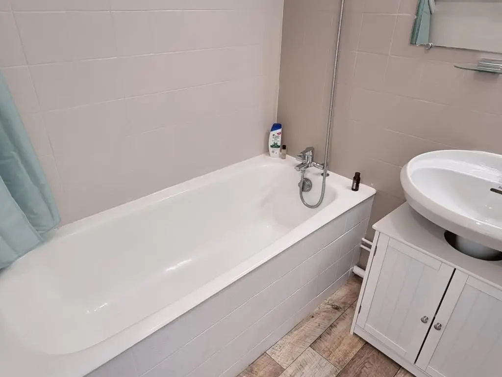 Appartement Royan, 1 pièce, 3 personnes - FR-1-71-89
