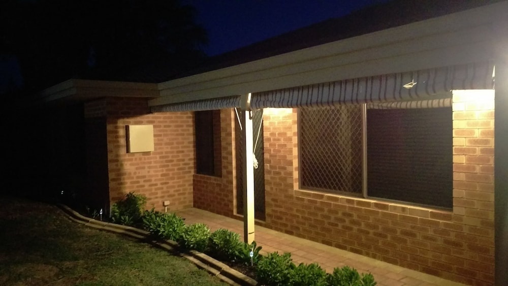 The Quiet Family Getaway In Bassendean