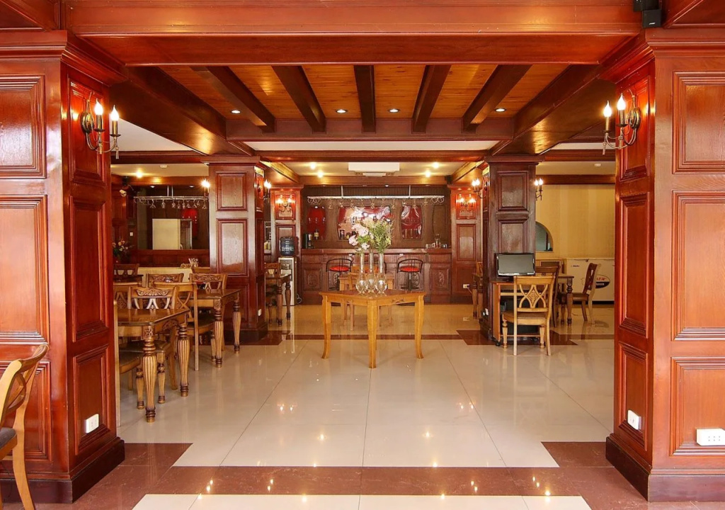 Moonlight Hotel Saigon South