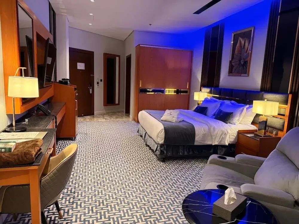 STwin Hotel