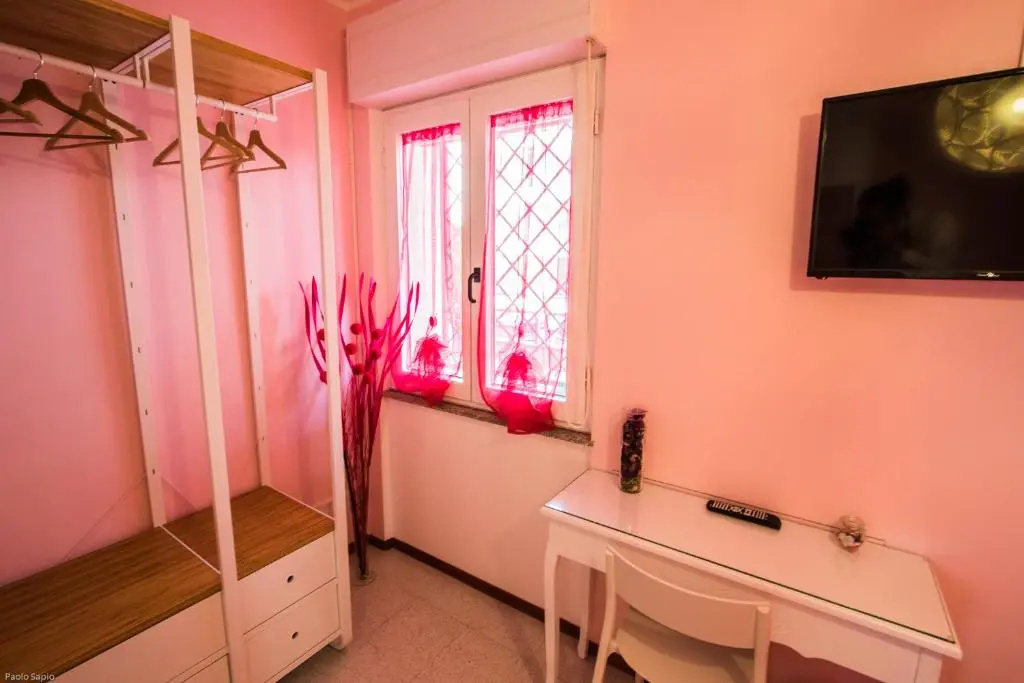 B&B Pensieri d'autore - Parcheggio e Self Check-in
