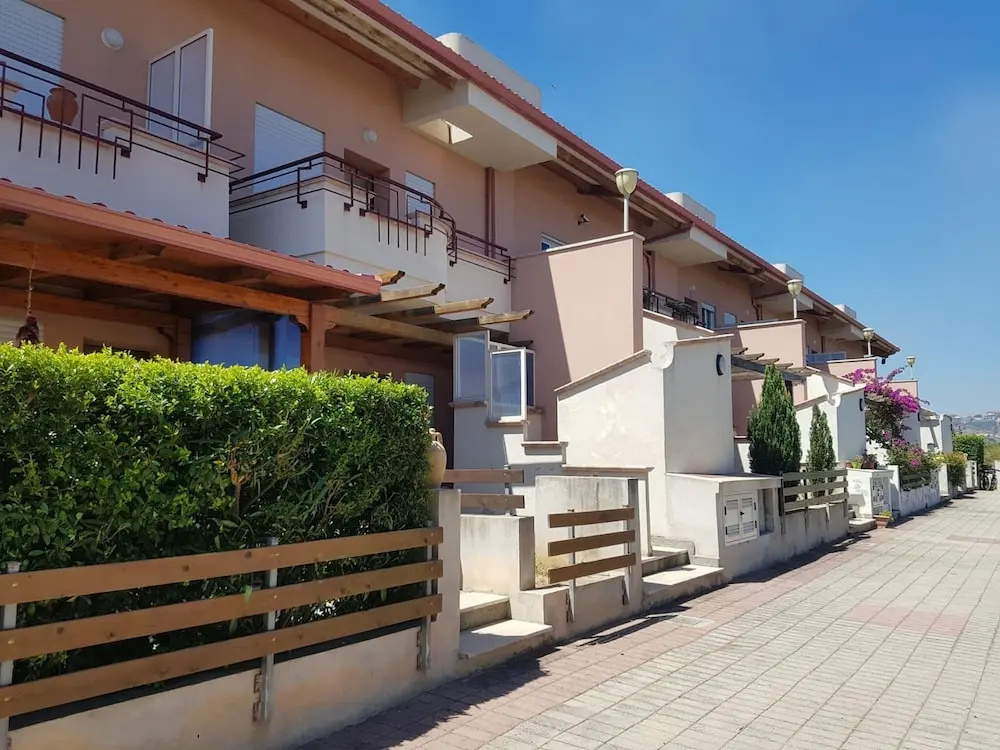 Casa Dolce - 1 Bed - Direct Access To Beach