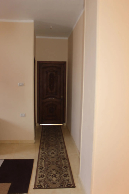 Royal Pyramids Inn