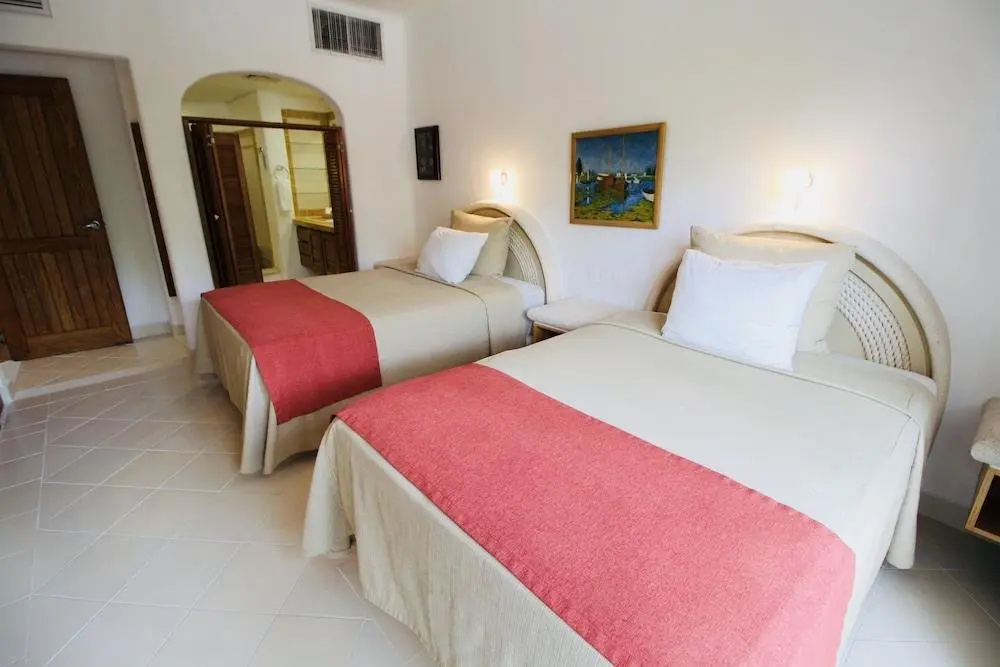 Las Villas Akumal  2B-10 by SkyRun