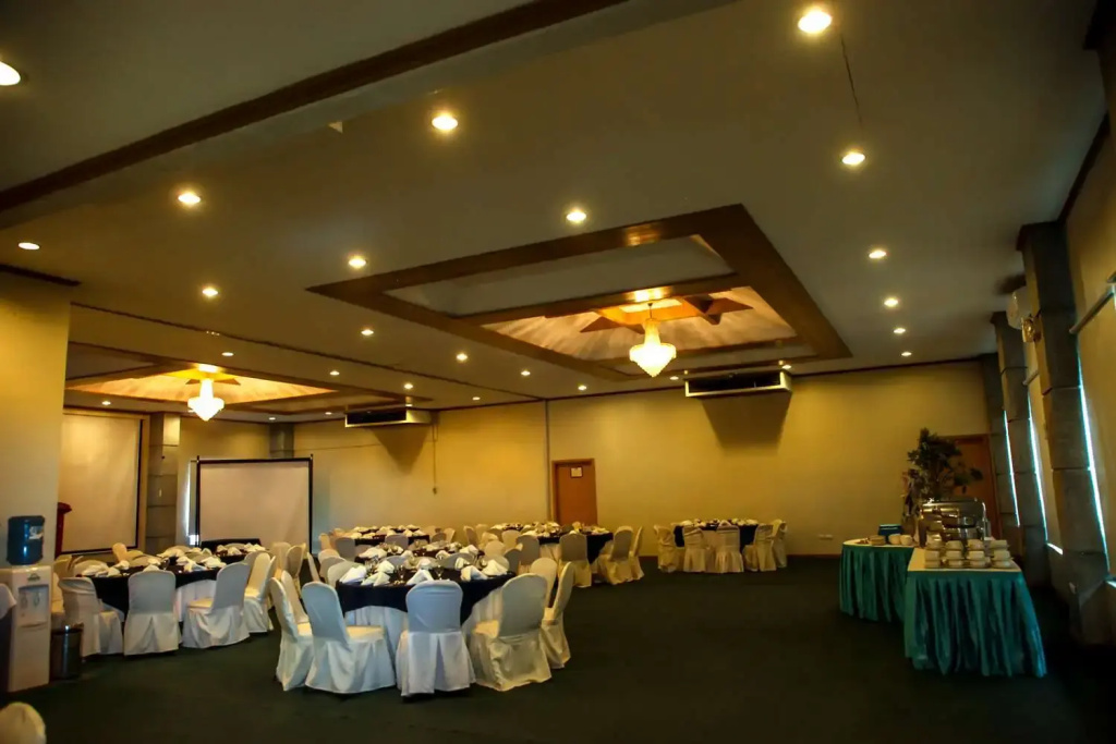 Days Hotel Tagaytay