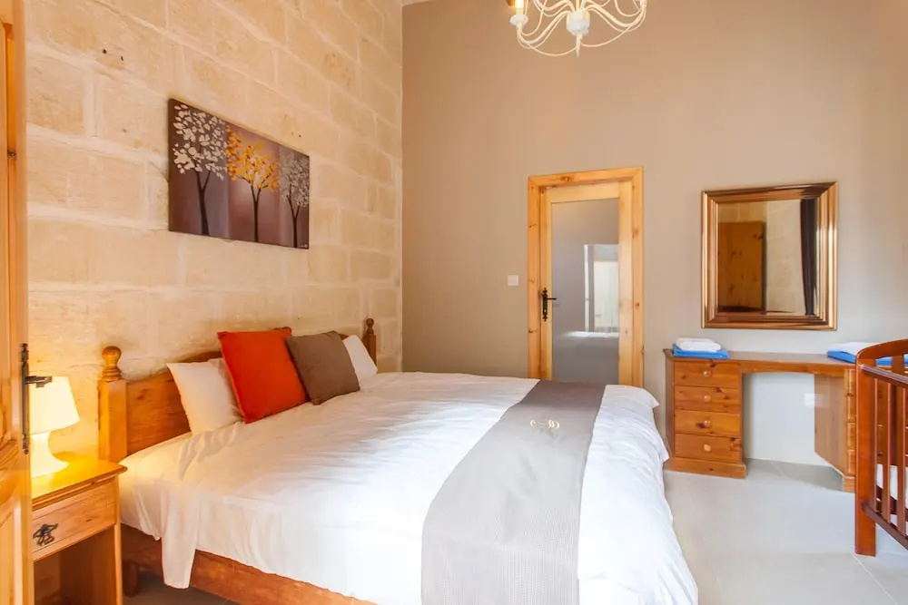 Naduri, Beautiful Gozitan Villa plus Pool - Happy Rentals