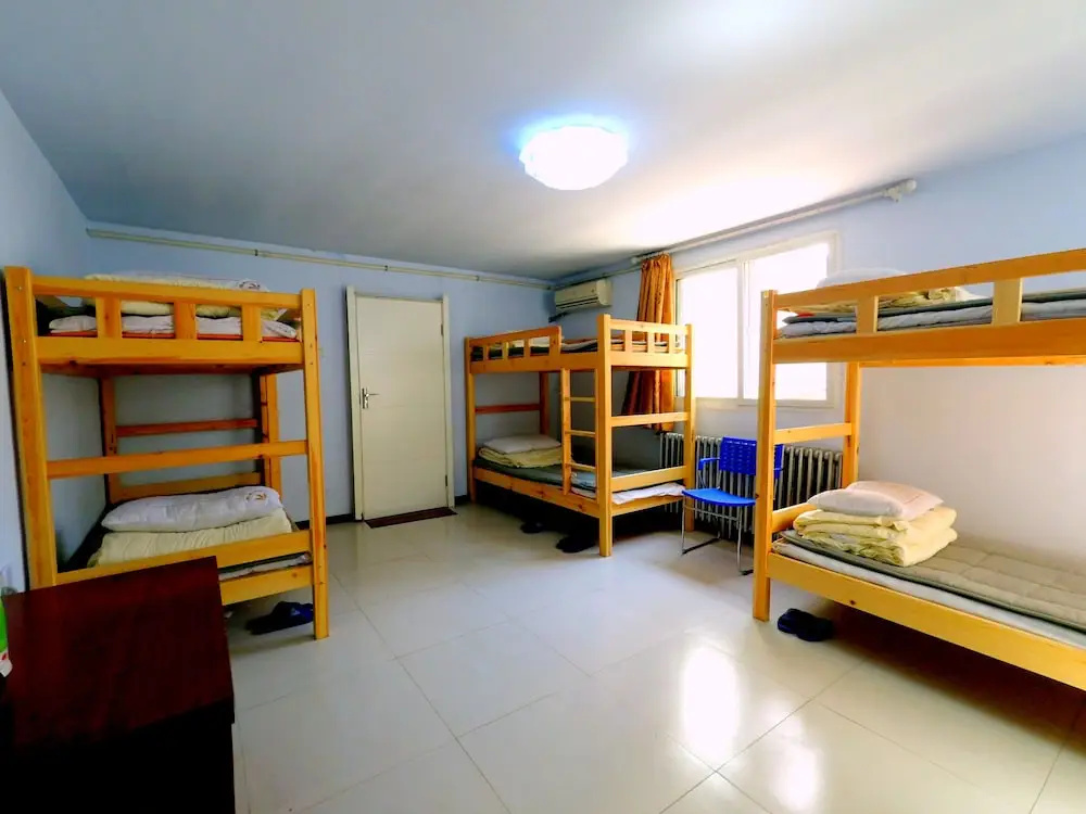 First Met Hostel