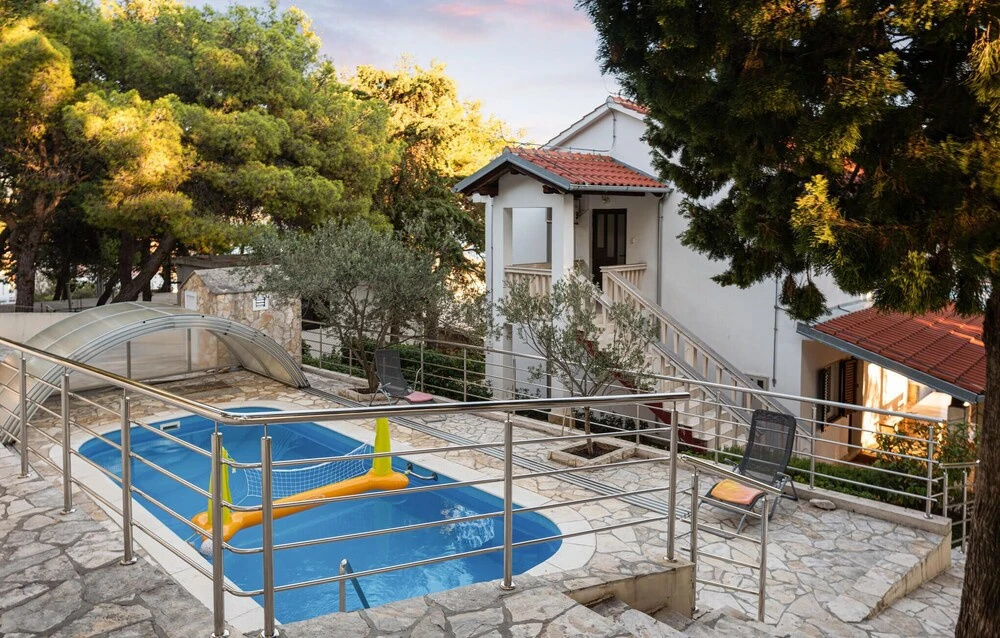 Awesome Home In Tisno With Wifi