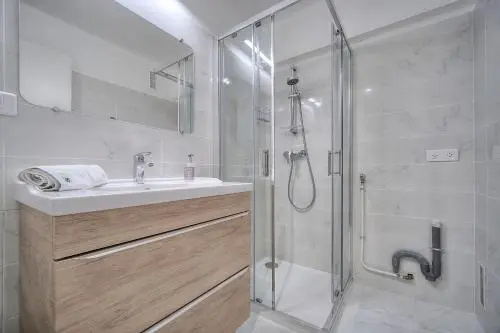 IMMOGROOM - Renovated apartment - Terrace - AC