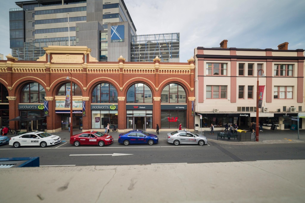 Tassie Backpackers @ The Brunswick Hotel