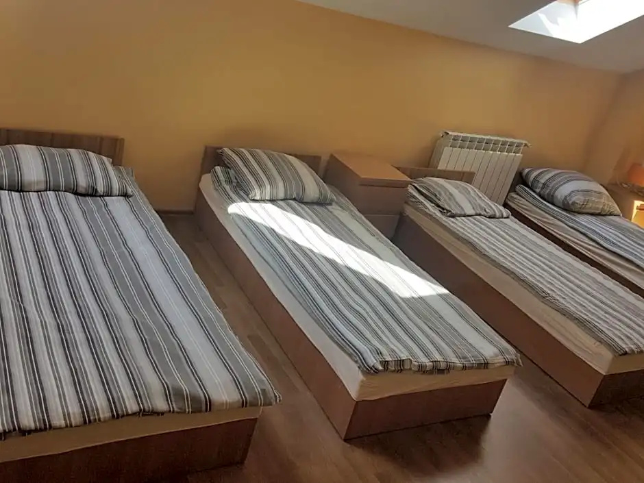 Dom Pod Dębami