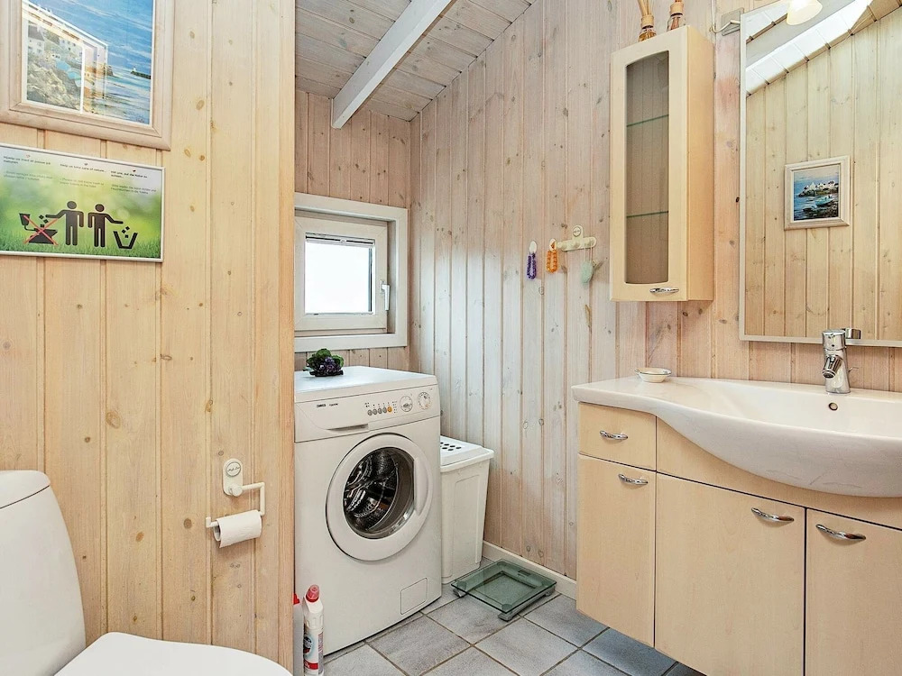 Picturesque Holiday Home in Ulfborg With Sauna