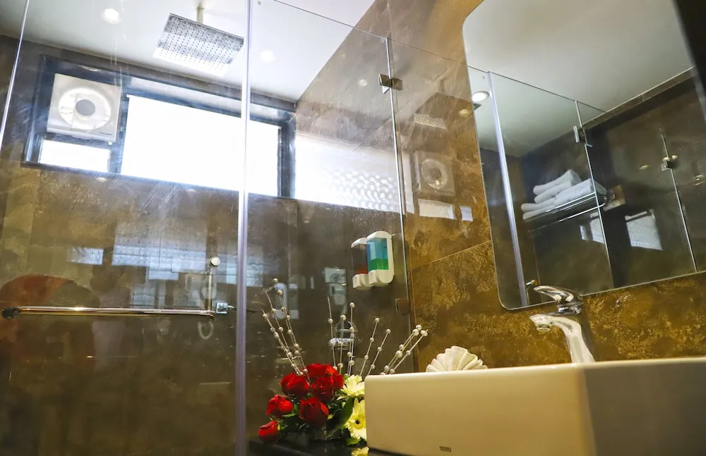 Sai Neem Tree Hotel