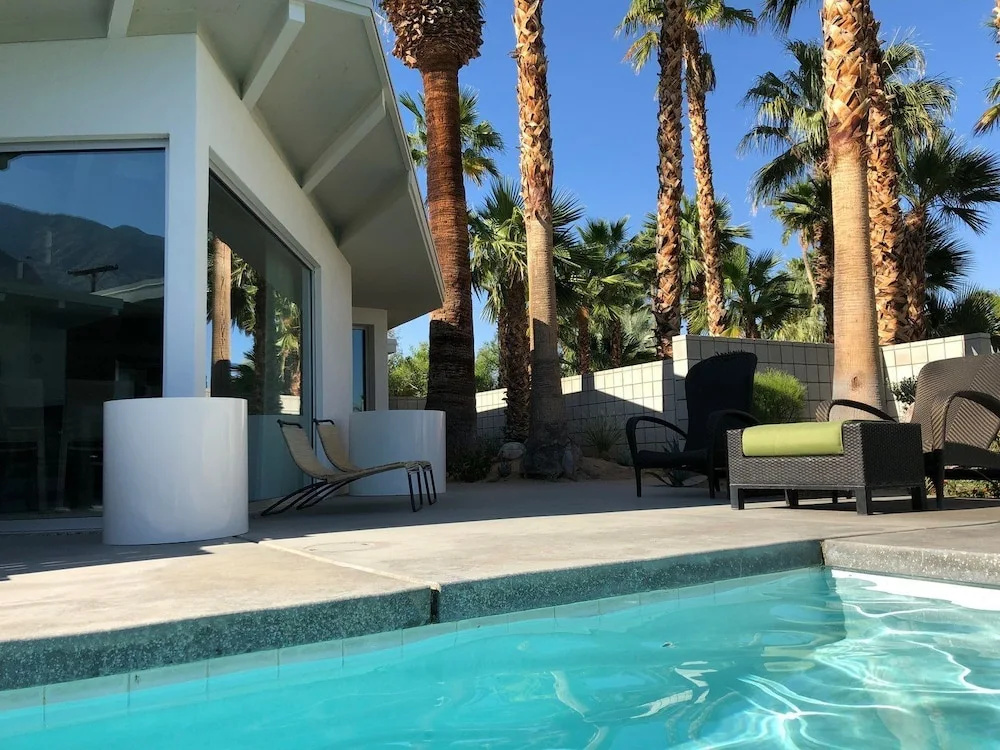 Villa Annika - Beautiful Villa with Large Pool and Spa