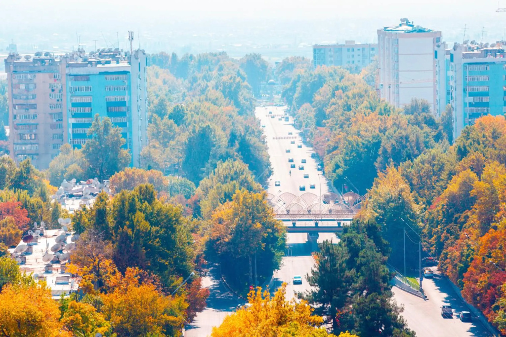 Айни Отель