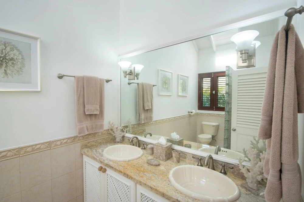 Exceptional Beachfront Living - Milord Sunsets 3 Bedroom Home by Blue Sky Luxury