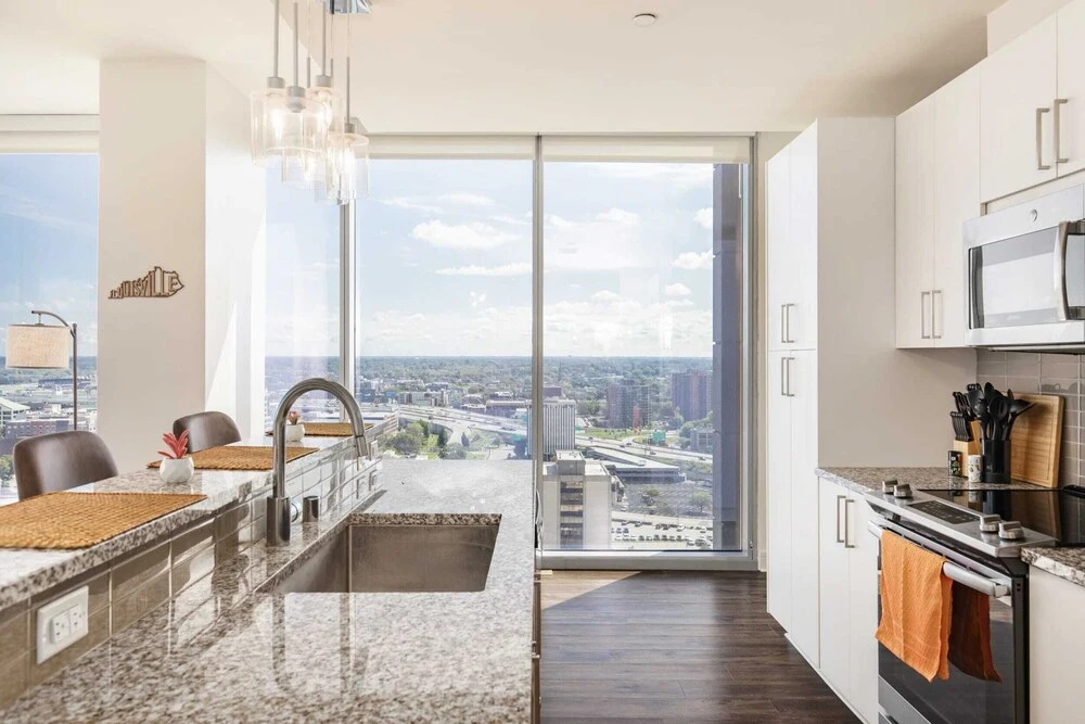 King Louis's Luxurious 2BR Penthouse W/balcony by Cozysuites