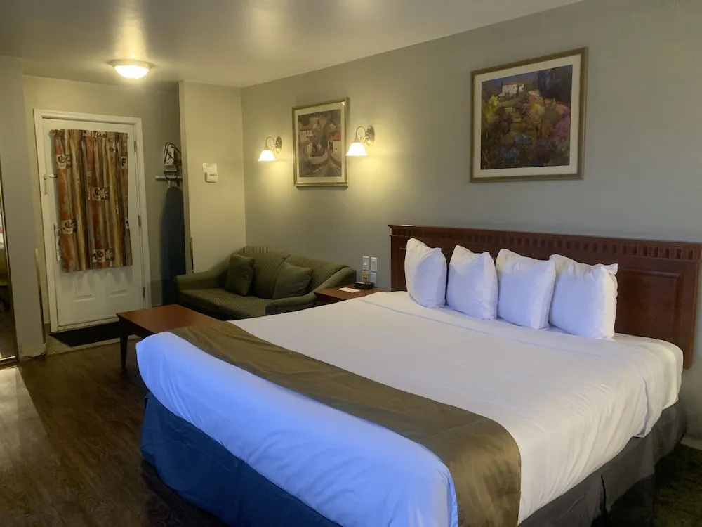 Hotel and Suites Les Laurentides
