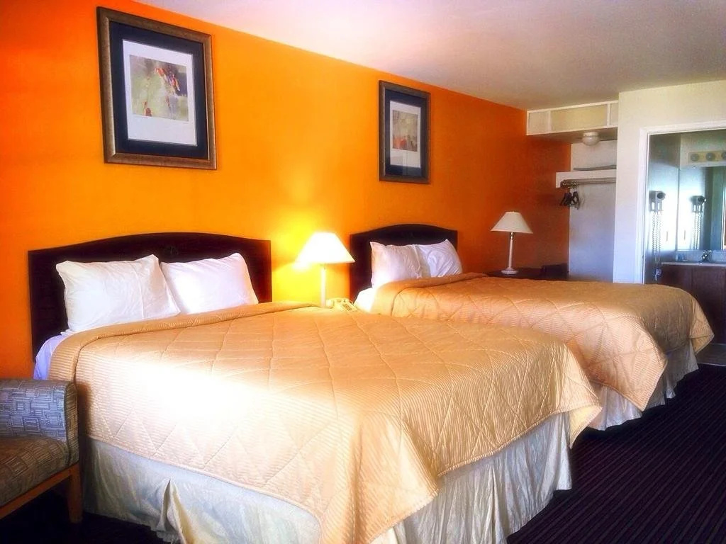 Plum Tree Inn