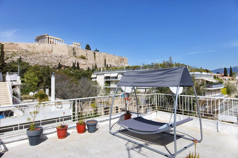 Yourhome under Acropolis Roofdeck w.view
