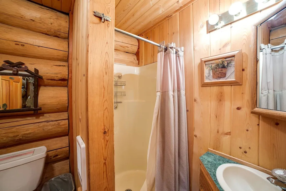 Snowline Cabin 10 - Log Cabin at its Best Free Wi-fi