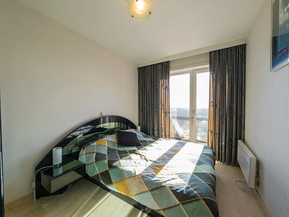 Flat in Koksijde With Sea Views