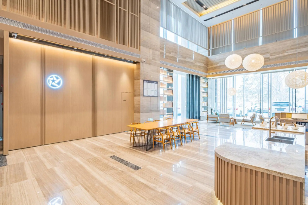Starway Hotel (Changji Dongfang Plaza)