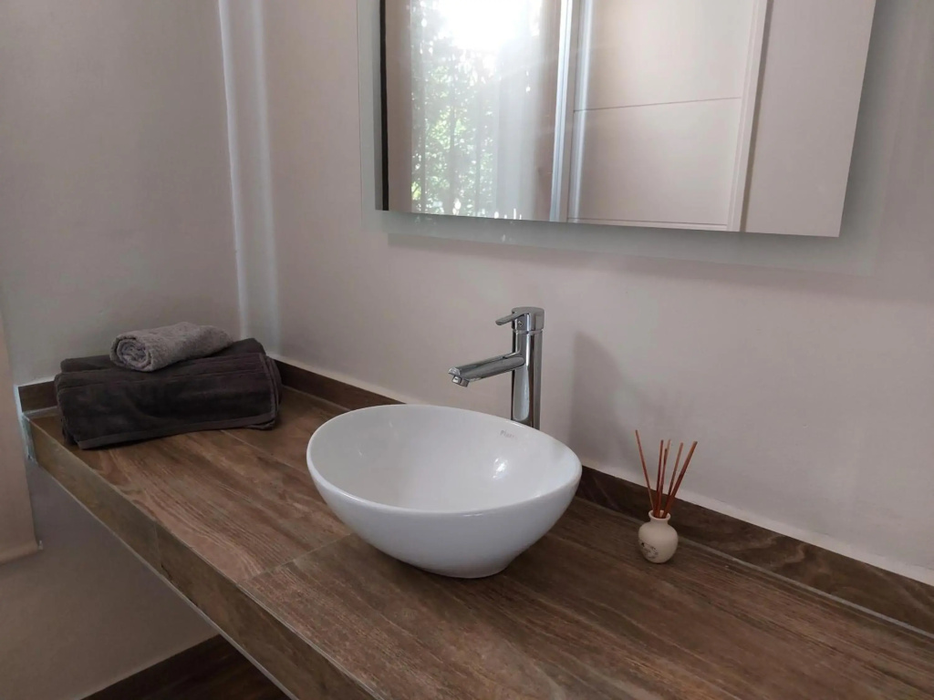 Moderno departamento para dos personas en Chacras de Coria
